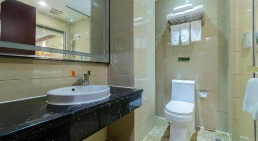 Vienna Hotel Guangzhou Huadu Sunac Cultural Tourism City Shiling