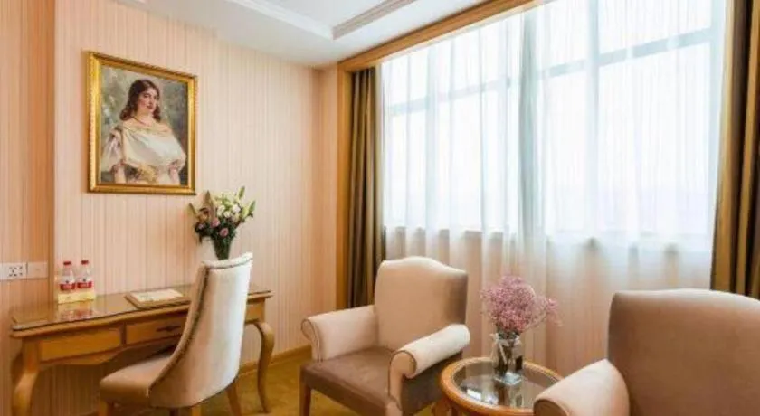 Vienna Hotel Guangzhou Huadu Sunac Cultural Tourism City Shiling
