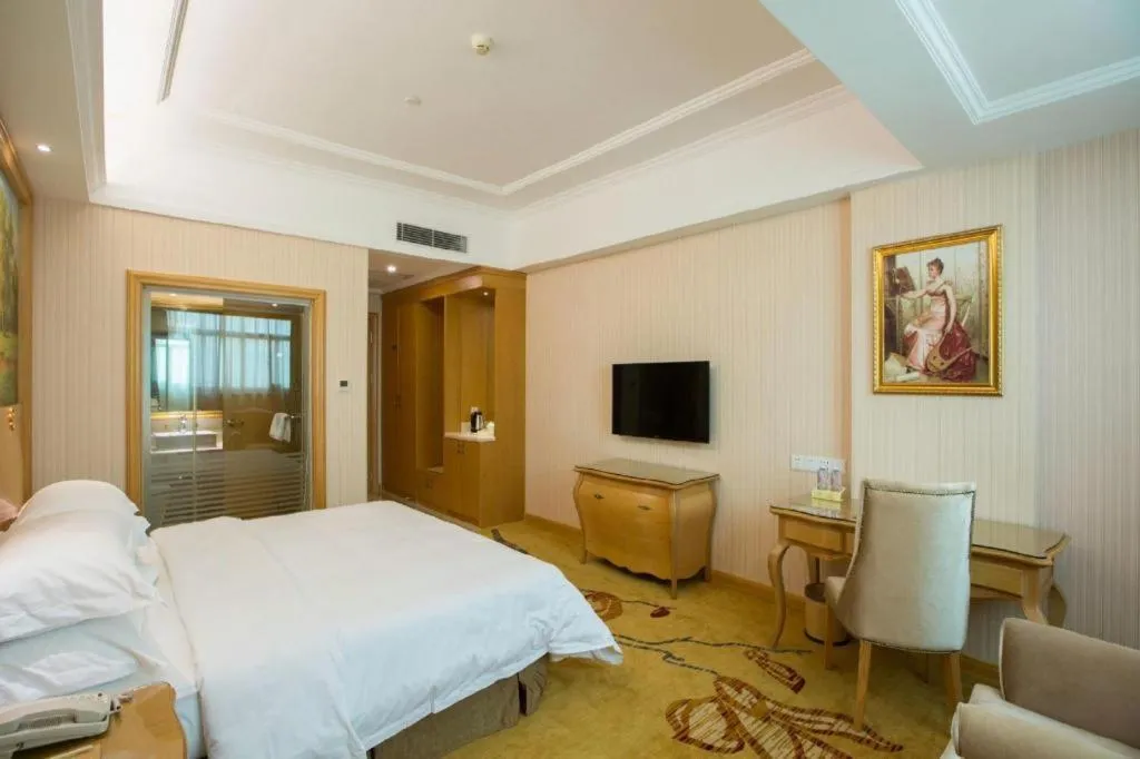 Bed in Vienna Hotel Guangzhou Huadu Sunac Cultural Tourism City Shiling