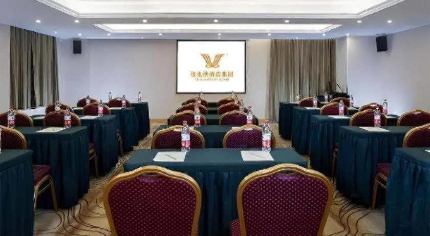 Vienna Hotel Guangzhou Huadu Sunac Cultural Tourism City Shiling