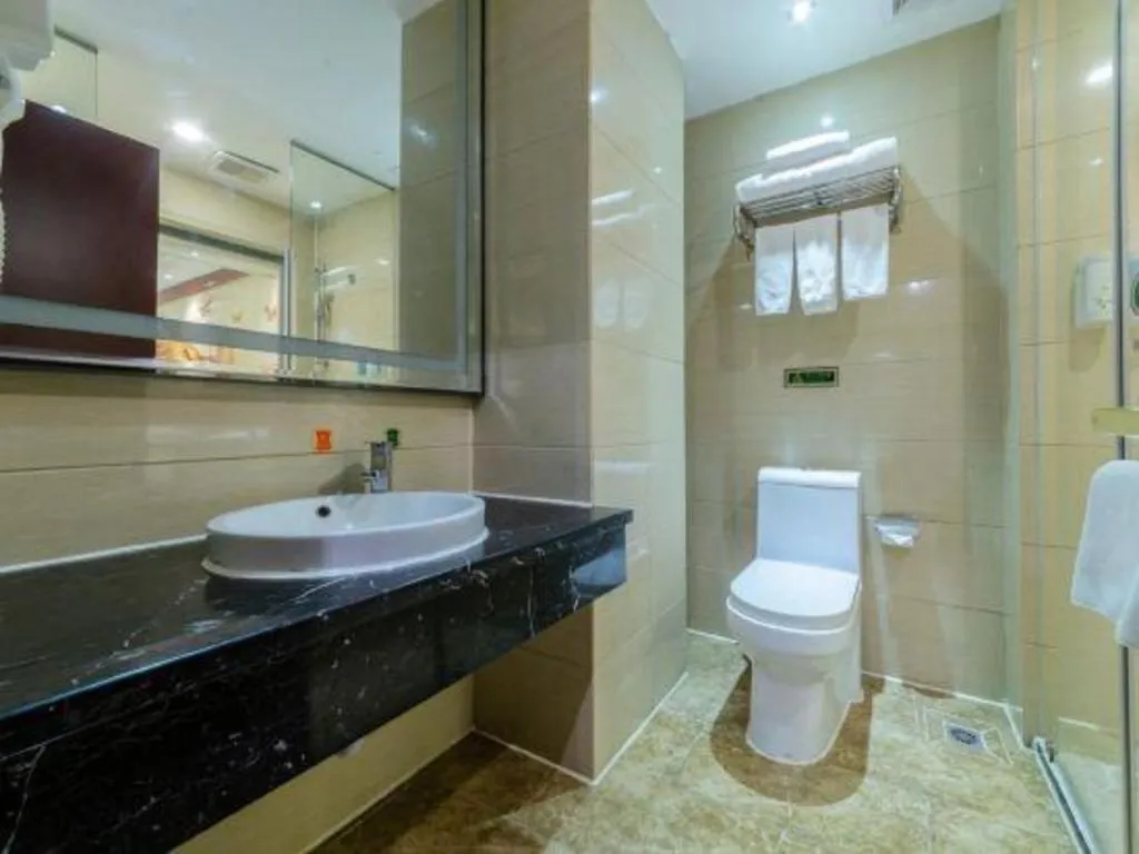 Vienna Hotel Guangzhou Huadu Sunac Cultural Tourism City Shiling