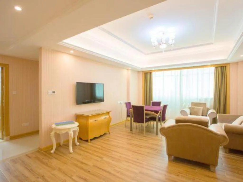 Vienna Hotel Guangzhou Huadu Sunac Cultural Tourism City Shiling