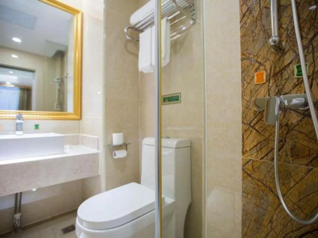 Vienna Hotel Guangzhou Huadu Sunac Cultural Tourism City Shiling