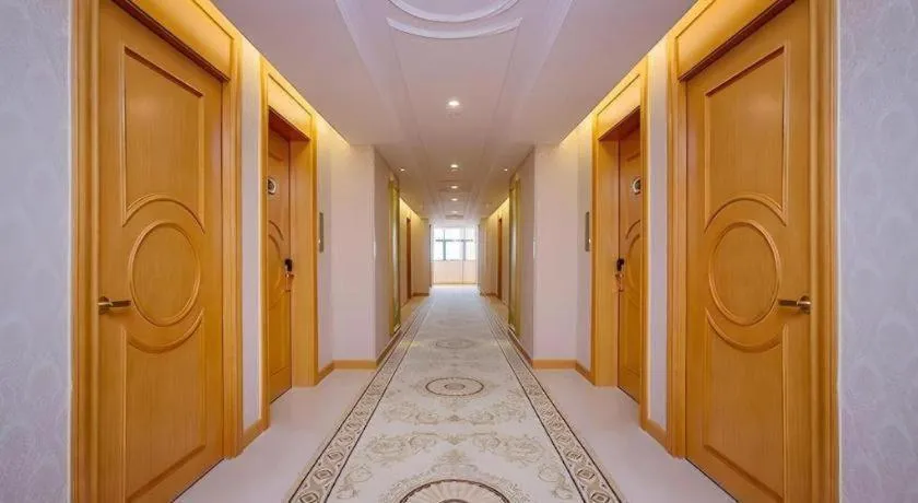 Vienna Hotel Hubei Xiangyang Tang City Gulou
