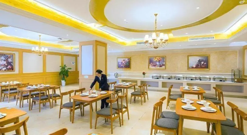 Vienna Hotel Hubei Xiangyang Tang City Gulou