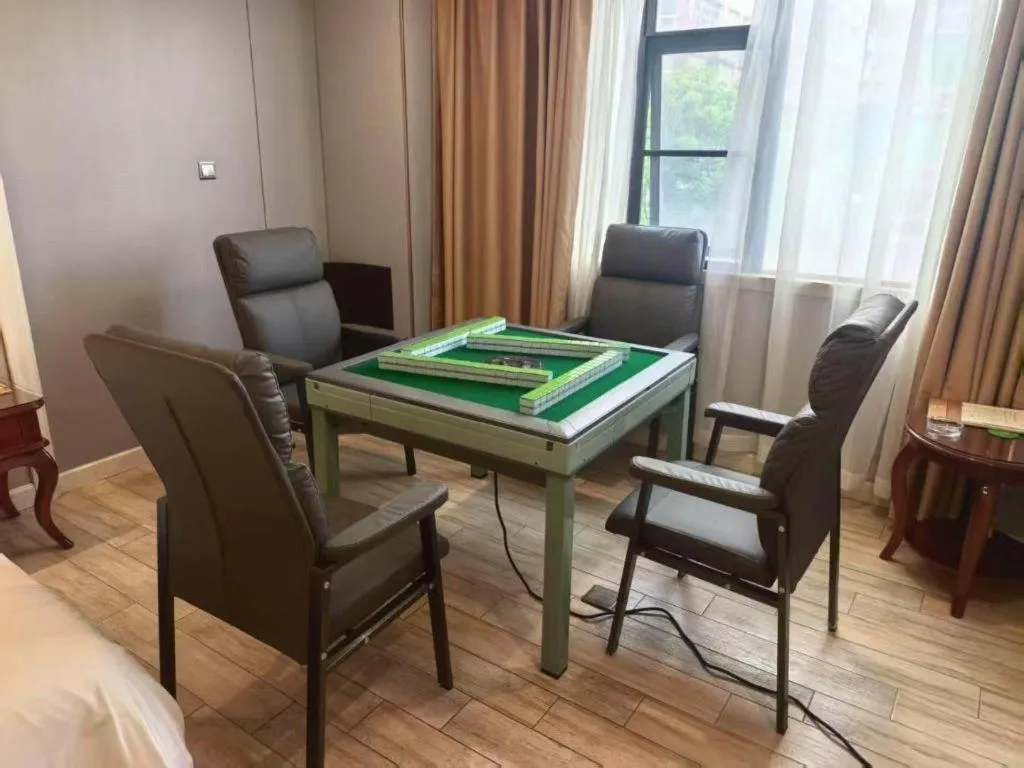 Vienna Hotel Guangzhou Baiyun College Jinyuan Plaza