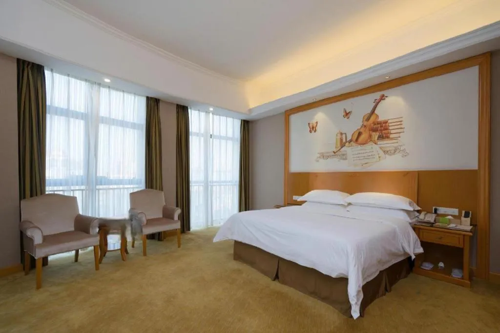 Bed in Vienna Hotel Guangdong Dongguan Chengnan Station