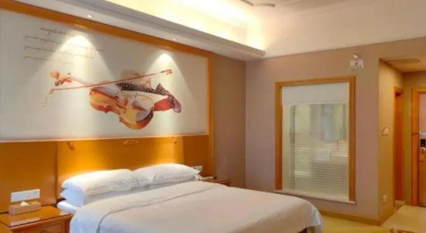 Bed in Vienna Hotel Guangdong Dongguan Chengnan Station