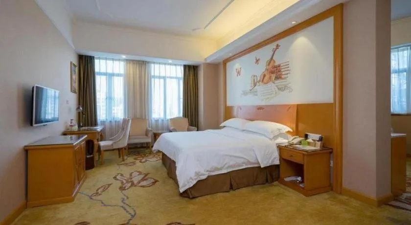 Bed in Vienna Hotel Guangdong Dongguan Chengnan Station