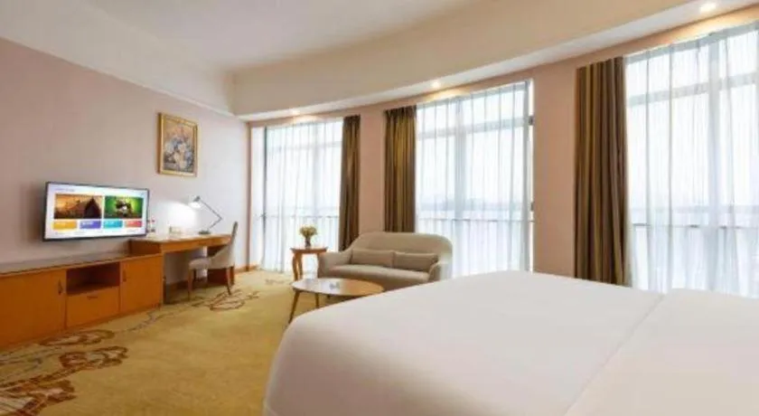 Bed in Vienna Hotel Guangdong Dongguan Chengnan Station