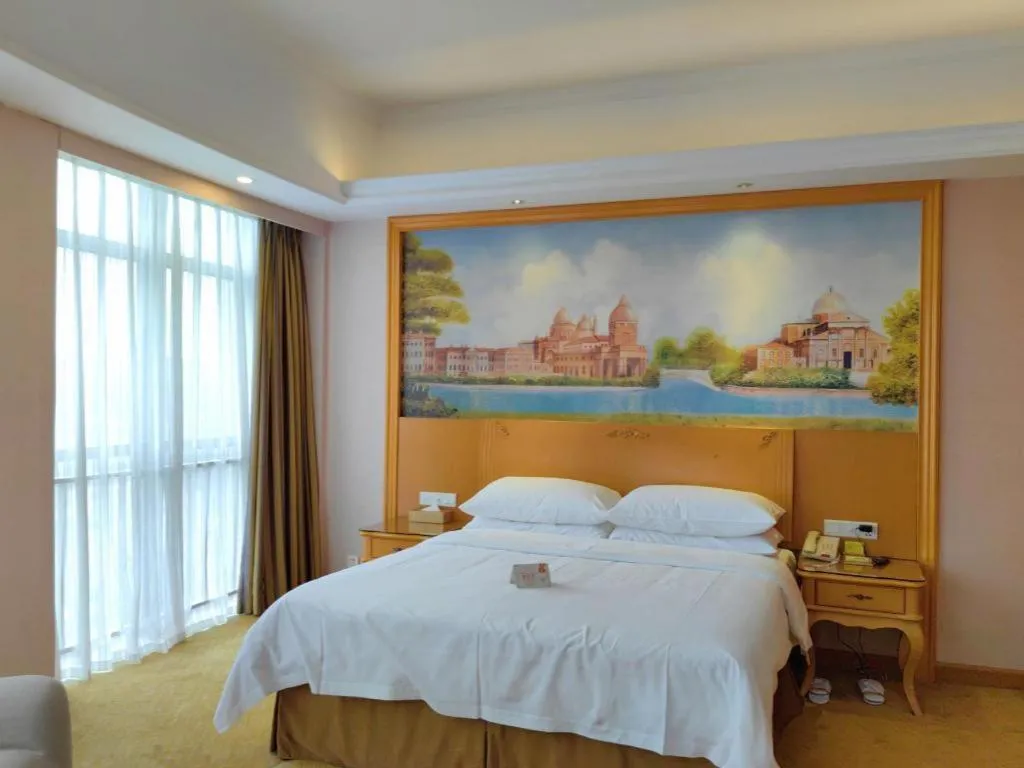 Bed in Vienna Hotel Guangdong Dongguan Chengnan Station