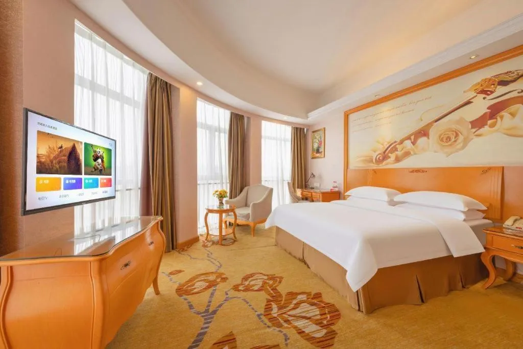 Bed in Vienna Hotel Guangdong Dongguan Chengnan Station