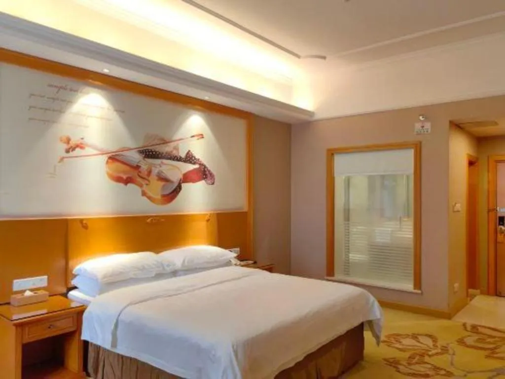 Bed in Vienna Hotel Guangdong Dongguan Chengnan Station