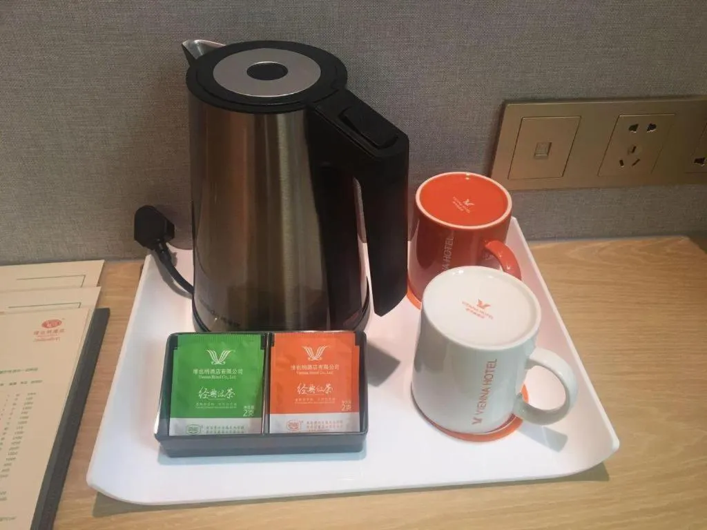 Vienna Hotel Guangxi Hechi Jinchengjiang Baima Street