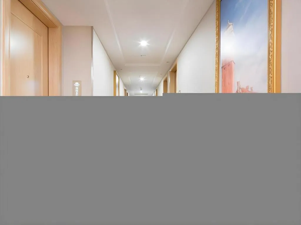 Vienna Hotel Guangxi Hechi Jinchengjiang Baima Street