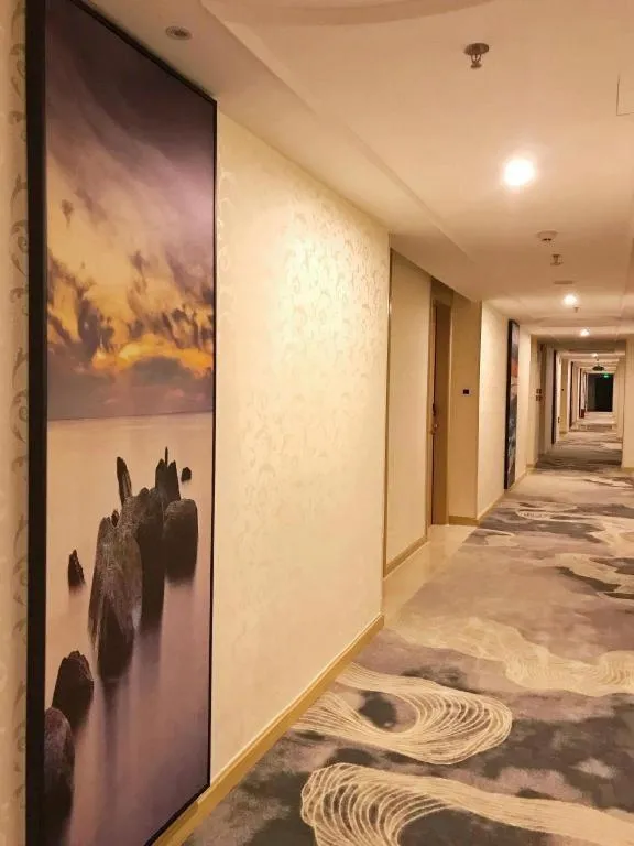 Vienna Hotel Guangzhou Huadu Financial Center Sunac Amusement Park