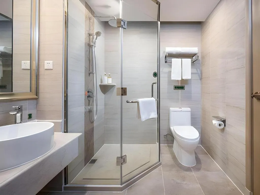 Vienna Hotel Guangzhou Huadu Financial Center Sunac Amusement Park