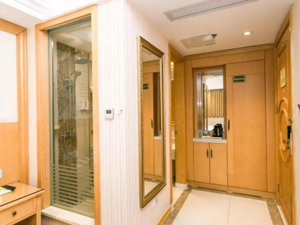 Vienna Hotel Jiangsu Kunshan Changjiang North Road Fenghuangcheng