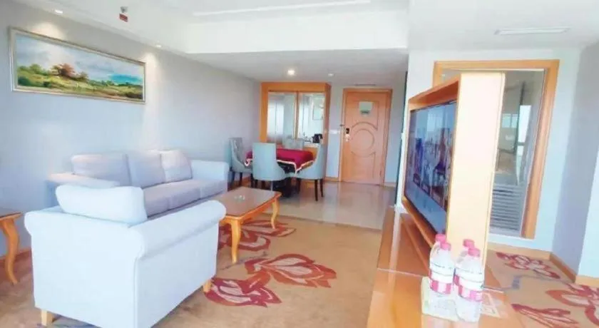 Vienna Hotel Guiyang North Station Dream City