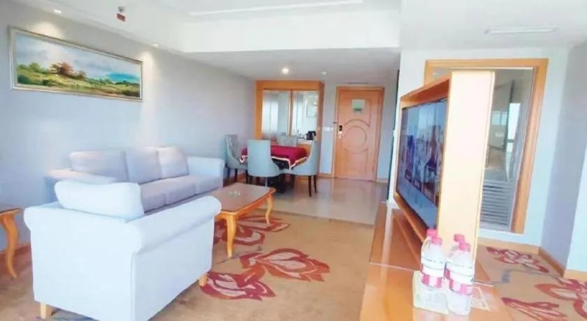 Vienna Hotel Guiyang North Station Dream City