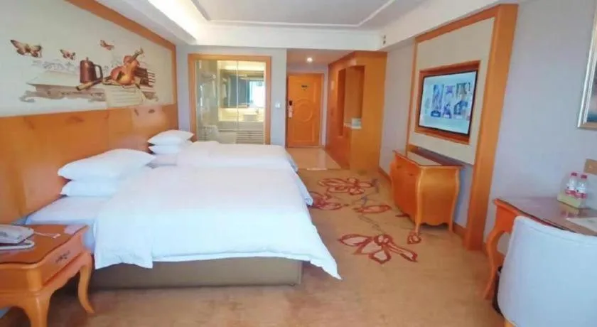 Bed in Vienna Hotel Guiyang North Station Dream City