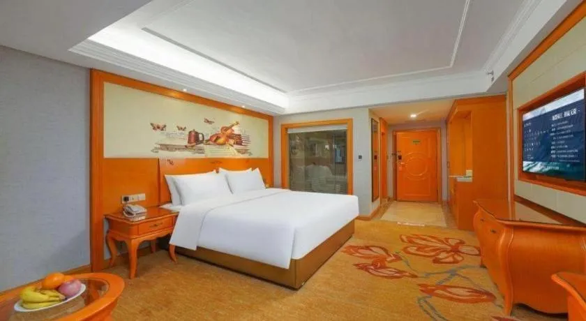 Bed in Vienna Hotel Guiyang North Station Dream City