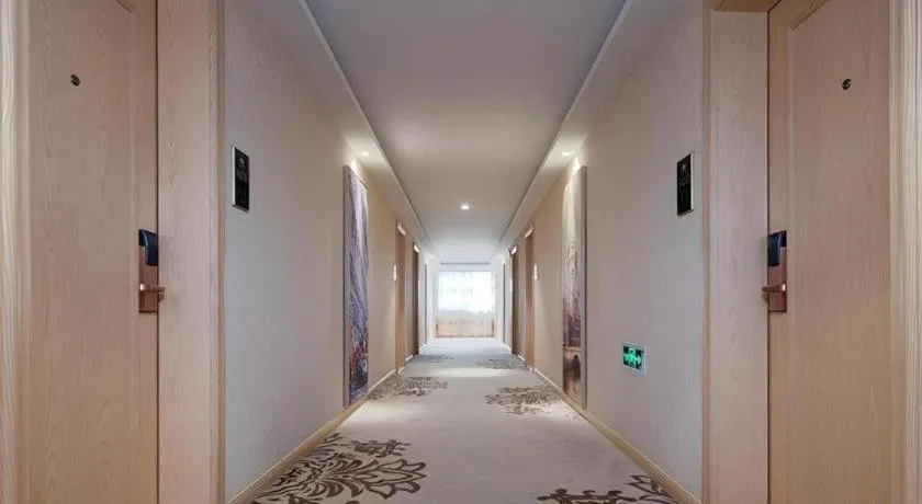 Vienna Hotel Anhui Huainan Shou County South Gate of Ancient Town Jinrun Central City