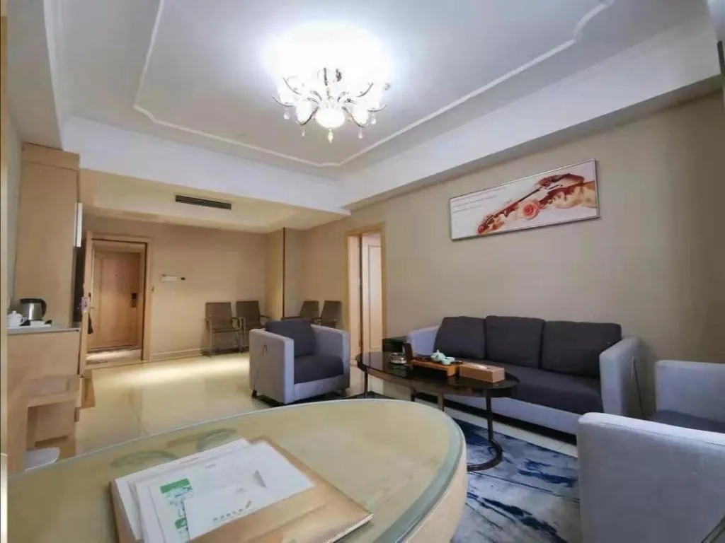 Vienna Hotel Anhui Huainan Shou County South Gate of Ancient Town Jinrun Central City