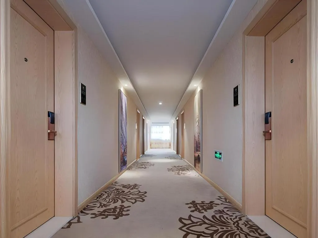 Vienna Hotel Anhui Huainan Shou County South Gate of Ancient Town Jinrun Central City