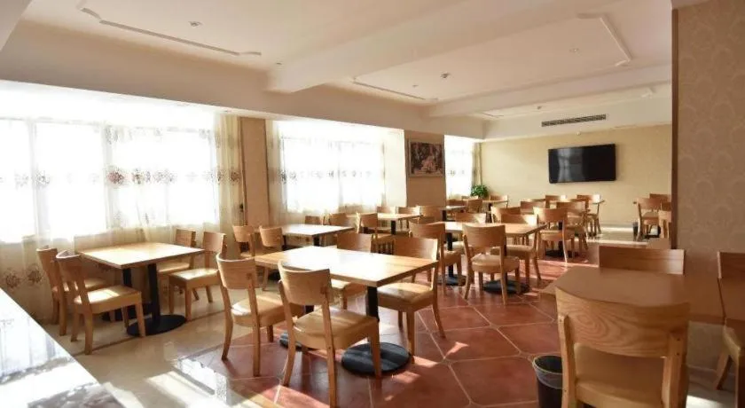 Vienna Hotel Anhui Huainan Shou County South Gate of Ancient Town Jinrun Central City