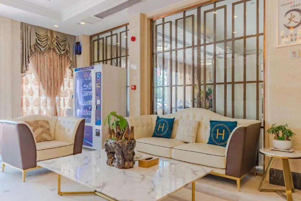 Vienna Hotel Anhui Huainan Shou County South Gate of Ancient Town Jinrun Central City