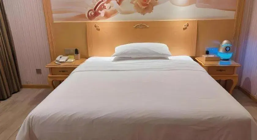 Bed in Vienna Hotel Guangdong Zhongshan Caihong Avenue Bed in Vienna Hotel Guangdong Zhongshan Caihong Avenue