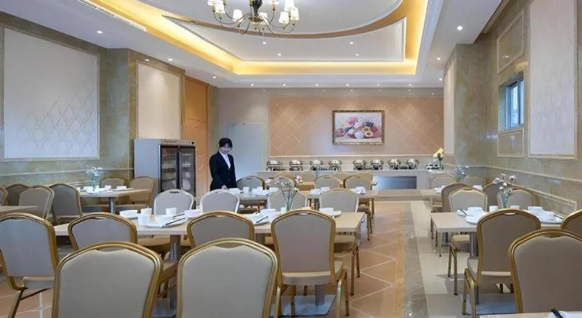 Vienna Hotel Guangdong Zhongshan Caihong Avenue