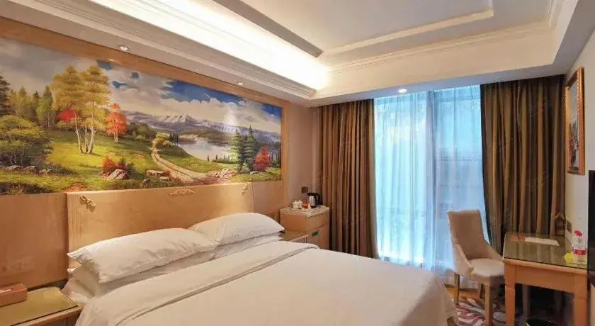 Bed in Vienna Hotel Shenzhen Window of the World Qiaochengdong Metro Station Bed in Vienna Hotel Shenzhen Window of the World Qiaochengdong Metro Station