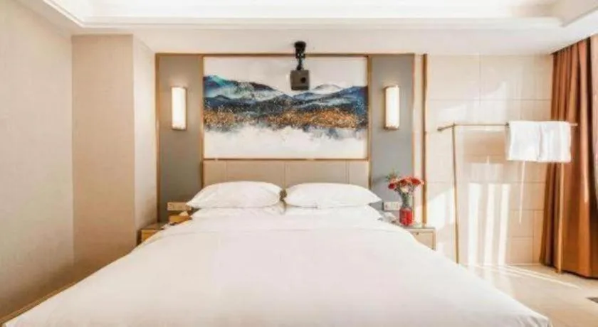 Bed in Vienna Hotel Shaanxi Xianyang Huitong China Square