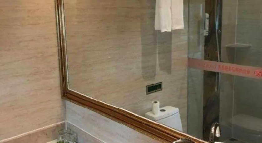 Vienna Hotel Guangdong Huiyang Qiuchang Yingbin Road