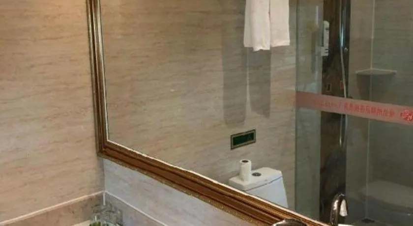 Vienna Hotel Guangdong Huiyang Qiuchang Yingbin Road