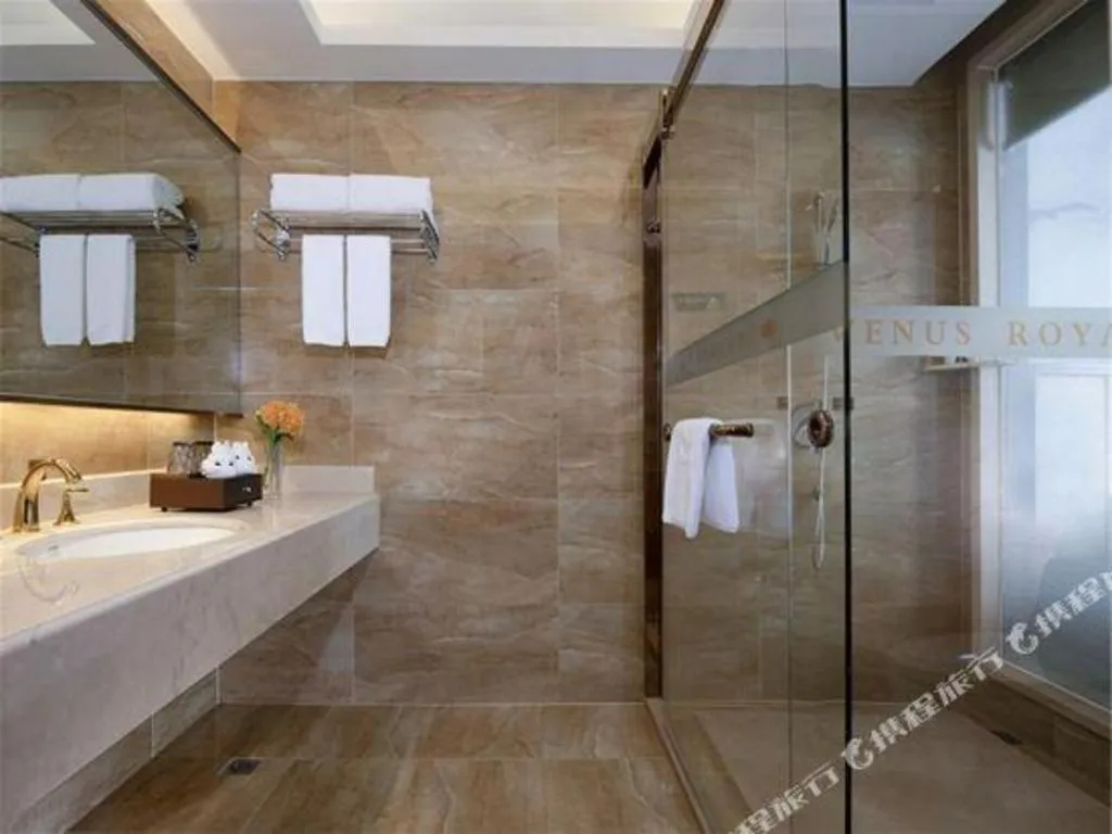 Venus Royal Hotel Nanning East High-Speed Railway Station