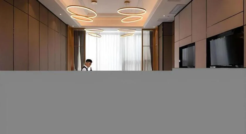 Venus Royal Hotel Nanning East High-Speed Railway Station