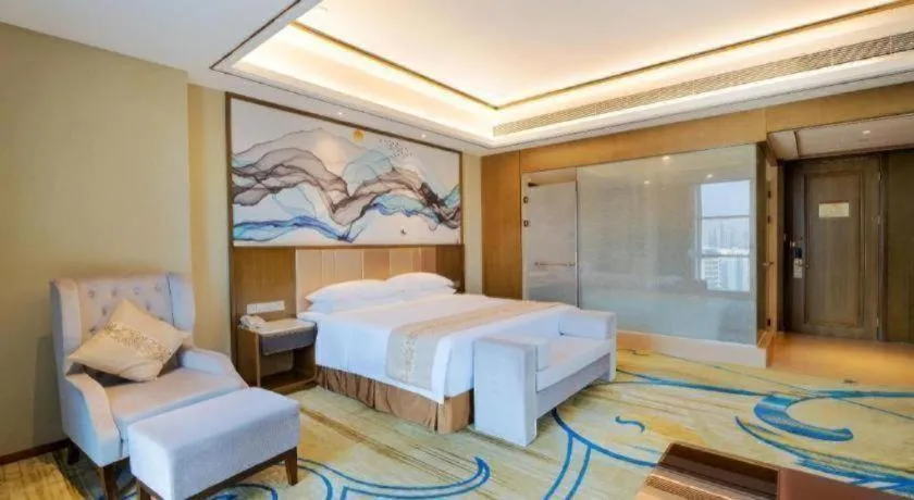 Bed in Venus Royal Hotel Nanning East High-Speed Railway Station