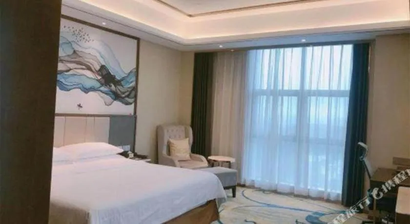 Bed in Venus Royal Hotel Nanning East High-Speed Railway Station