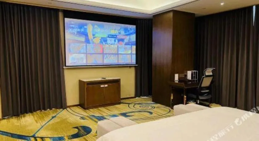 Bed in Venus Royal Hotel Nanning East High-Speed Railway Station