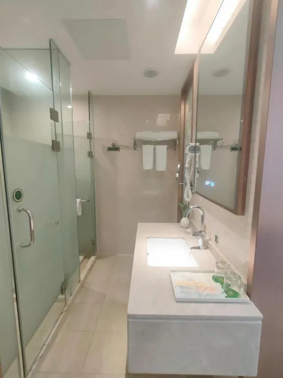 Vienna Hotel Guangdong Zhaoqing East Station Dinghu Mountain Scenic Area