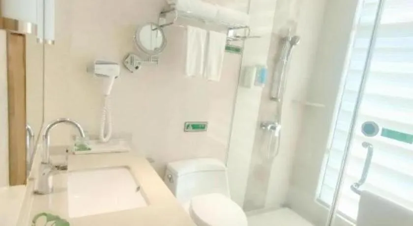 Vienna Hotel Guangdong Zhaoqing East Station Dinghu Mountain Scenic Area