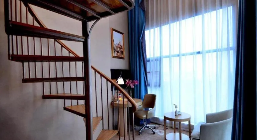 Vienna Hotel Guangdong Zhaoqing East Station Dinghu Mountain Scenic Area