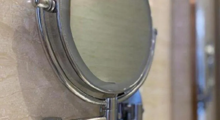 Vienna Hotel Shaanxi Weinan Shengli Street Railway Station