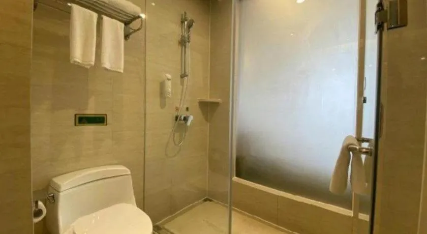 Vienna Hotel Shaanxi Weinan Shengli Street Railway Station