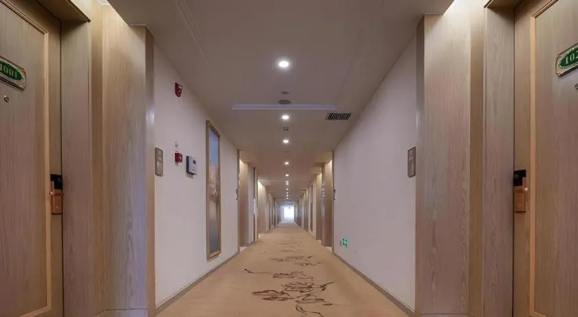 Vienna Hotel Shaanxi Weinan Shengli Street Railway Station