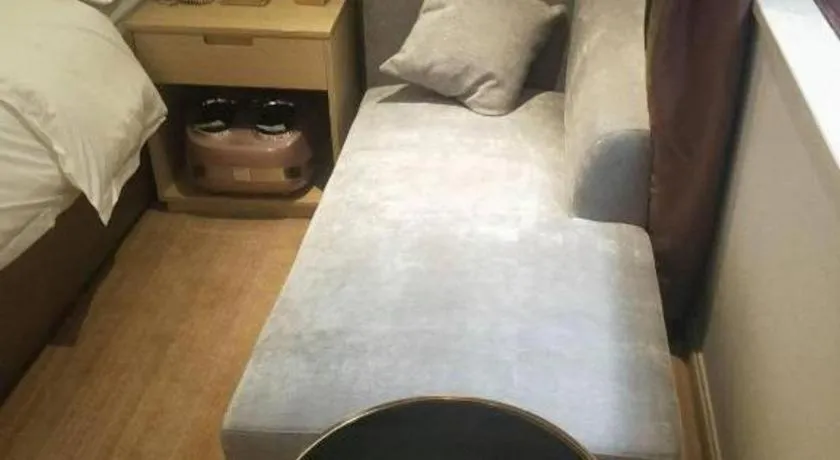 Bed in Vienna Hotel Yunnan Lijiang Ancient City