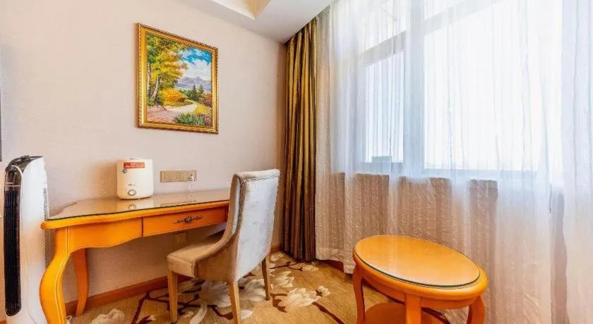 Vienna Hotel Qinghai Dachaidan